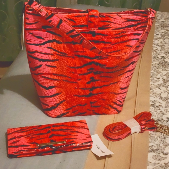 Brand New Brahmin Bag & Wallet. - Picture 1 of 2